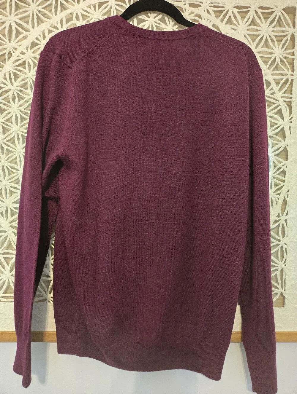 Banana Republic Men's Deep Plum Crewneck Sweater 100% Merino Wool Knit